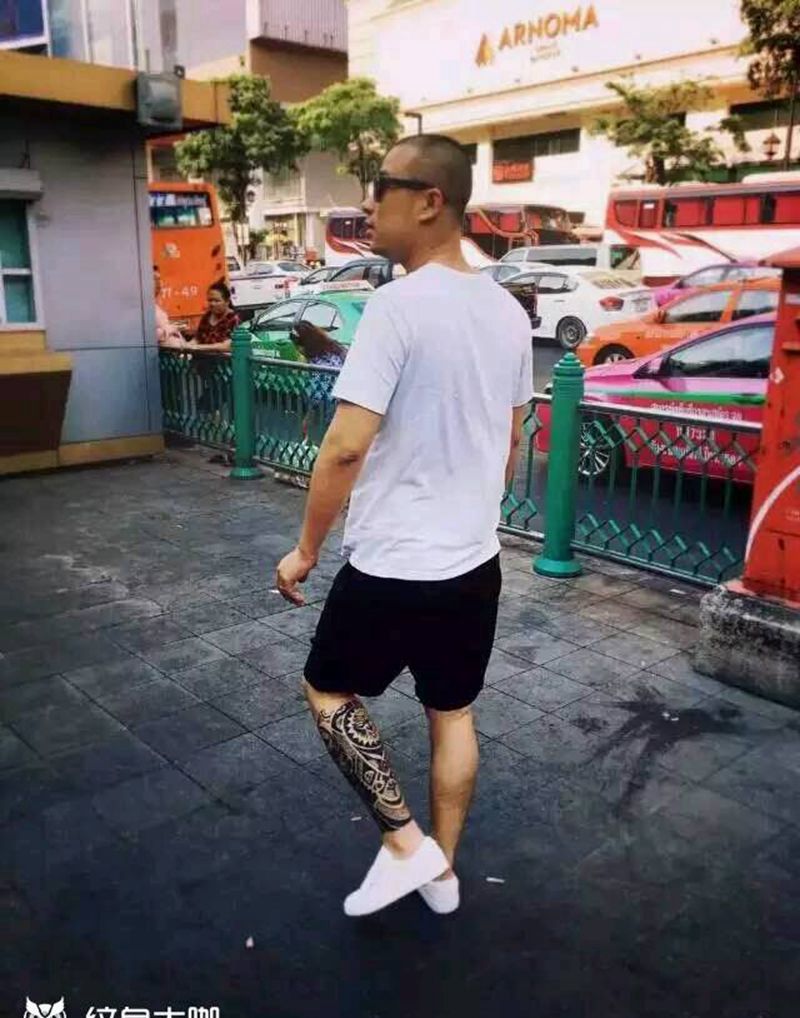 顾客恢复一年后紋家秀 图腾纹身图片_腿部传统图腾成品纹身图案