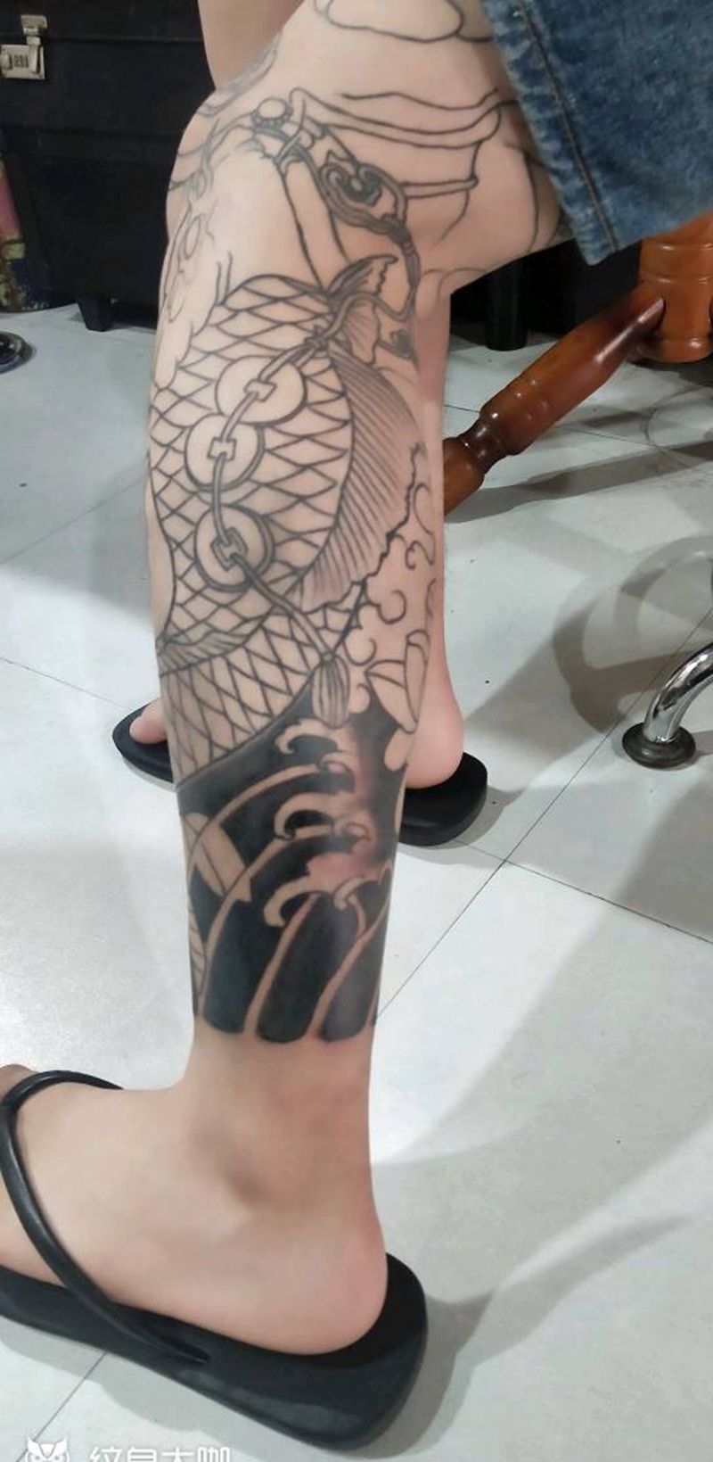 花腿纹身图片_老传统纹身图案