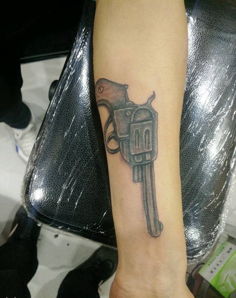 枪纹身纹身图片