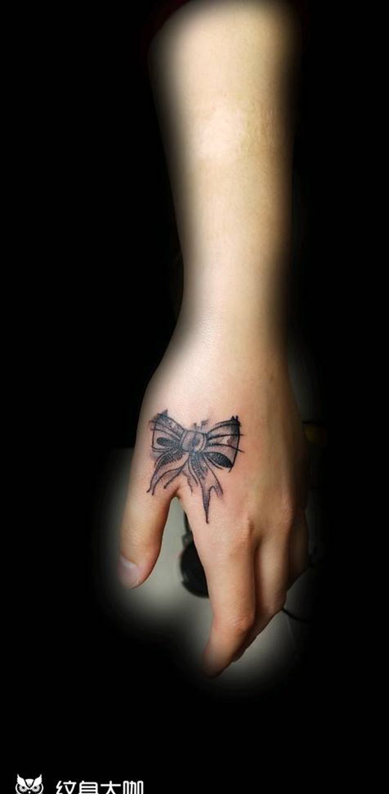 蝴蝶结纹身图片