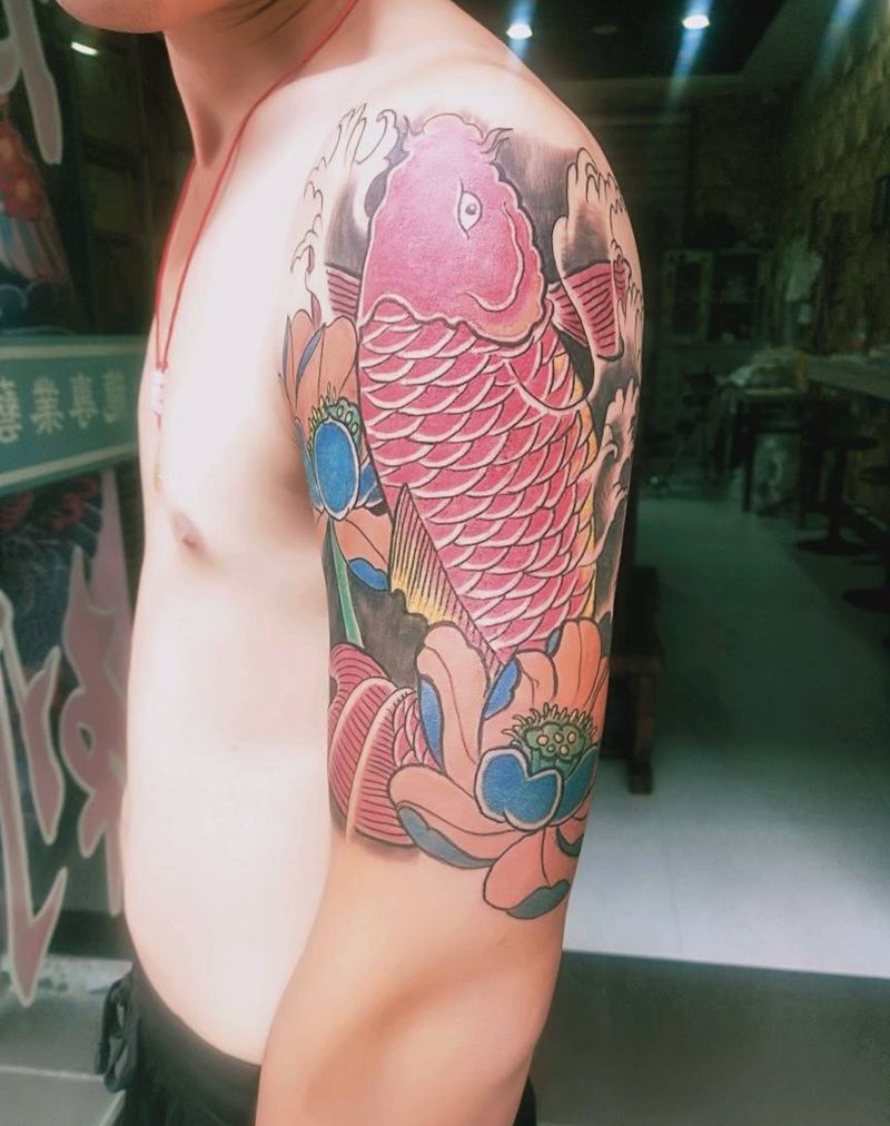 鲤鱼纹身图片_肩部纹身图案