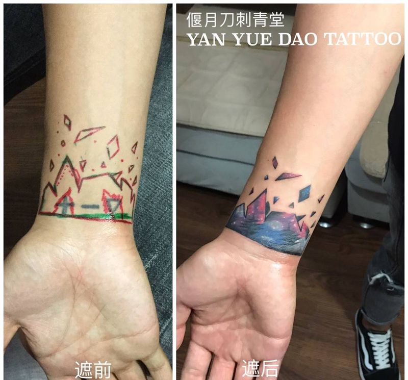 遮盖星空纹身图片_原创成品欧美星空手部纹身图案