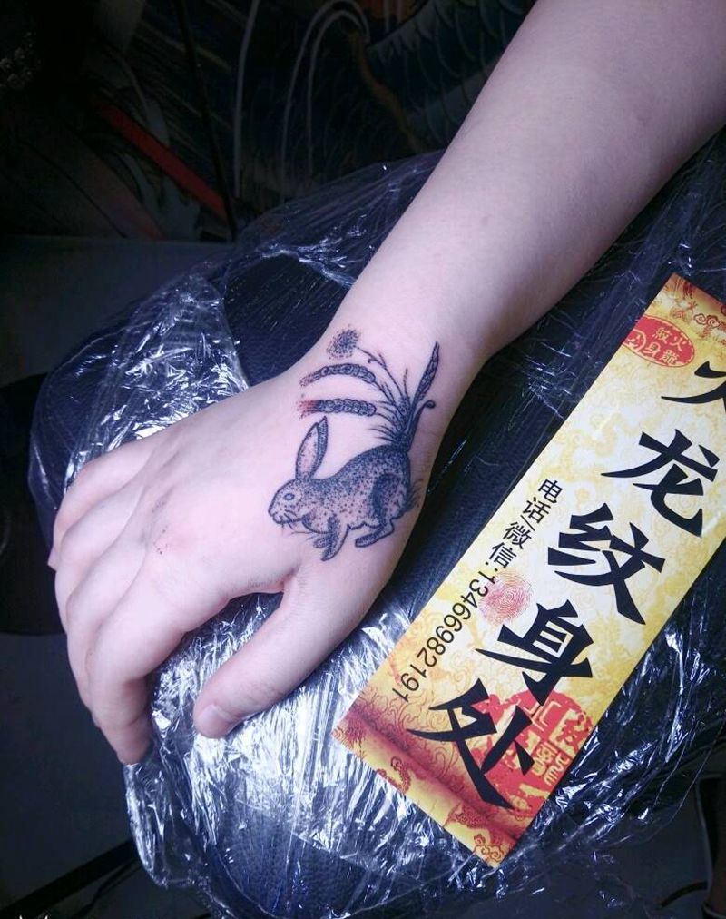 兔子纹身图片