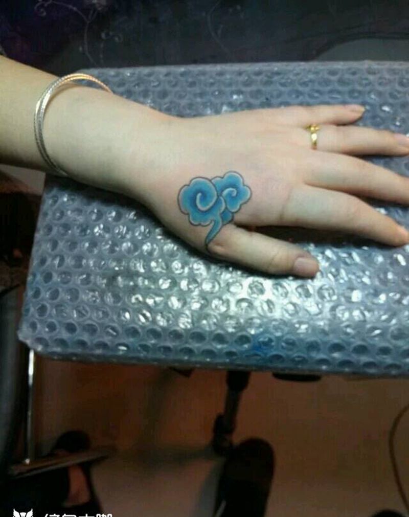 遮盖后纹身图片