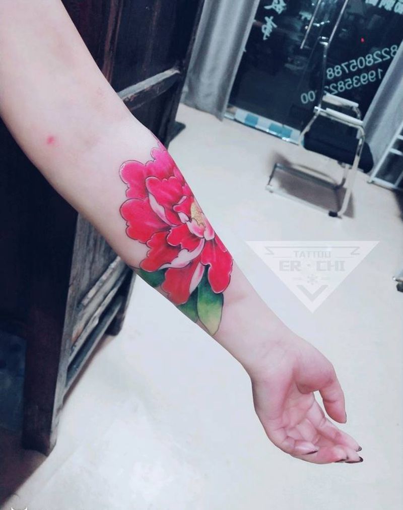 牡丹纹身图片_手臂老传统花纹身图案