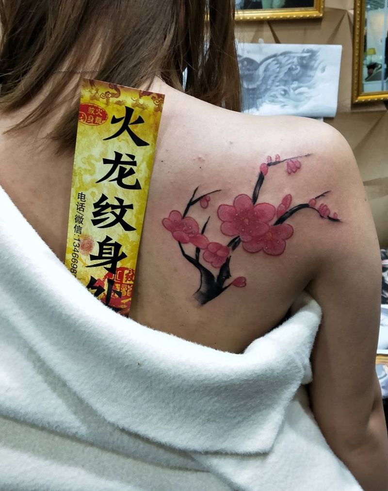 梅花纹身图片
