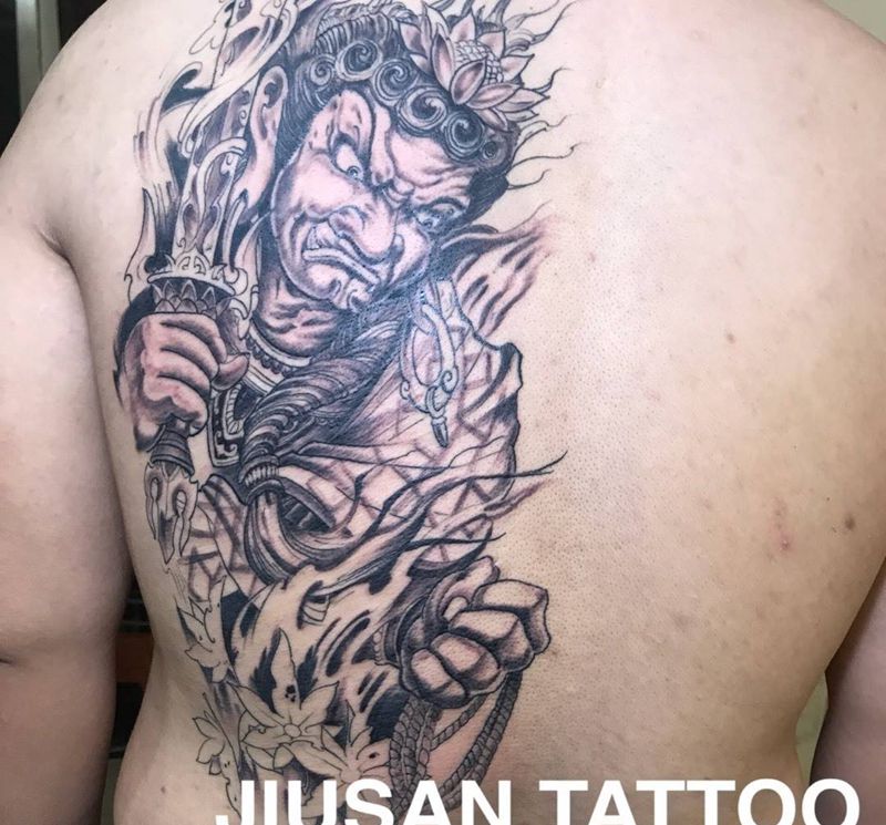 不动明王纹身图片_传统纹身图案