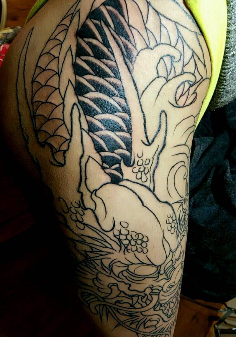 包腿龙纹身图片_颈部腹部臀部手臂传统写实人物原创成品手稿纹身图案