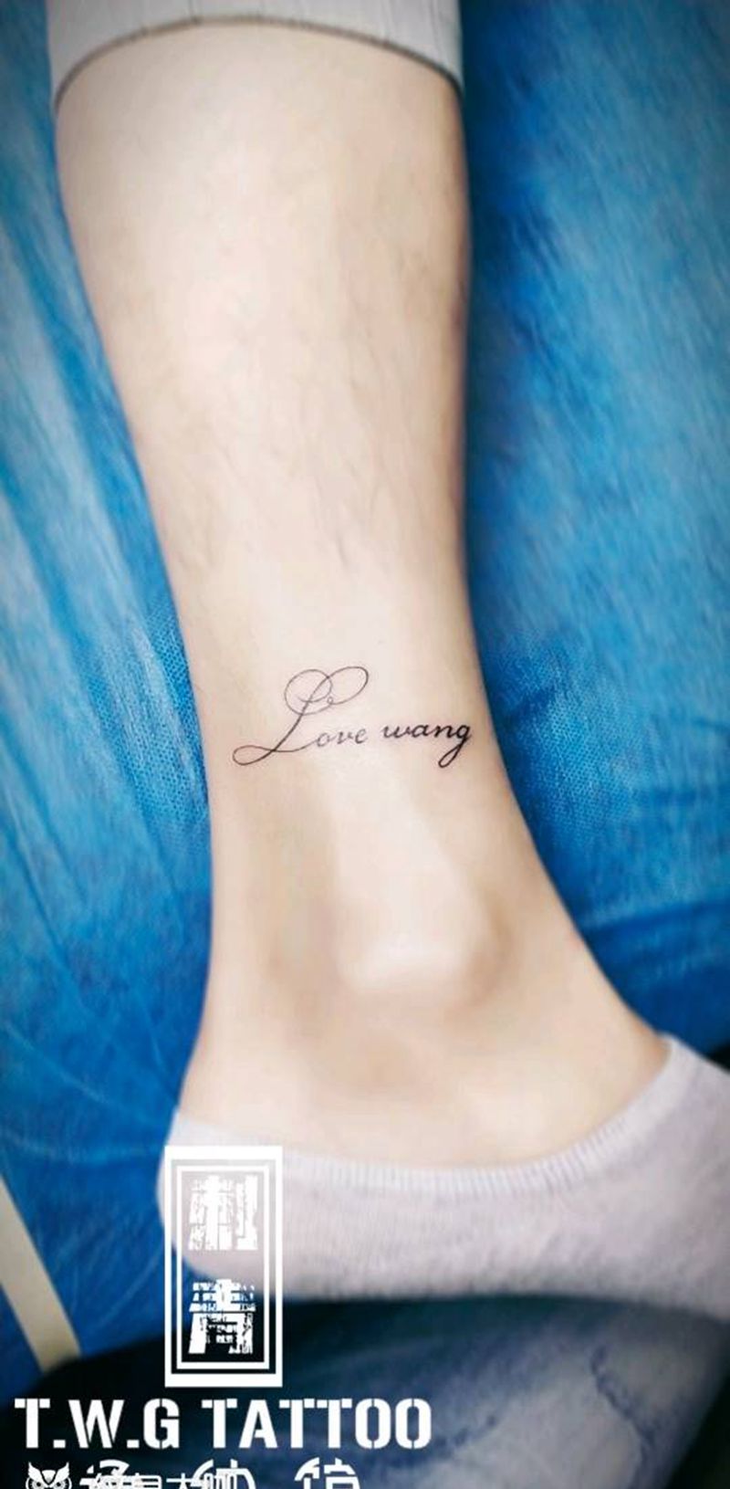 英文纹身图片_脚部花体字花体字纹身图案