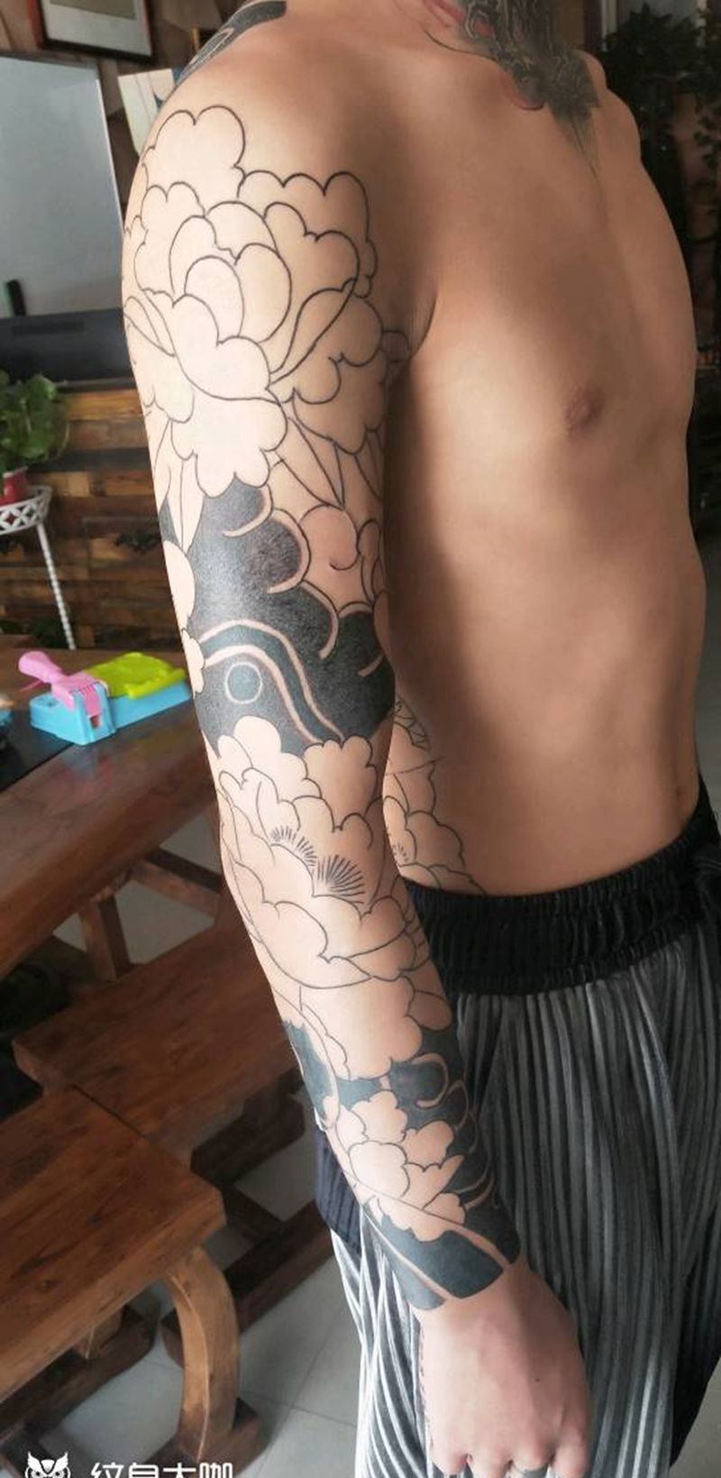 花臂纹身图片_老传统纹身图案