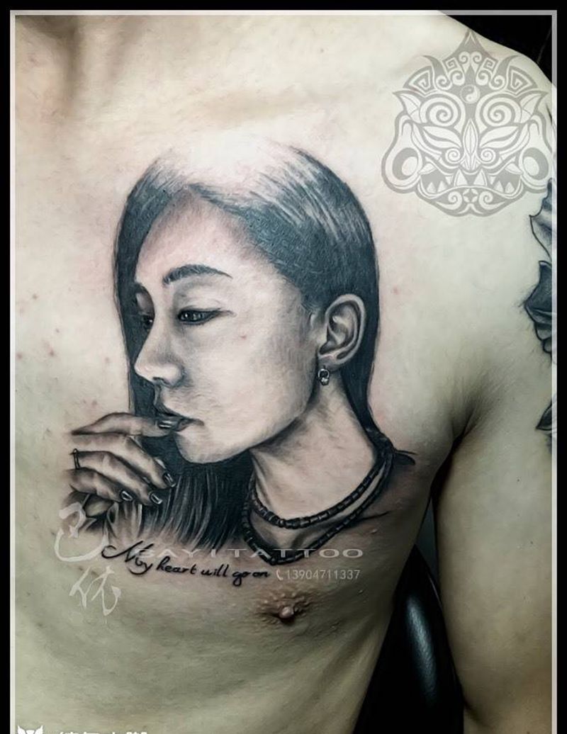 别人的媳妇纹身图片_肖像胸部人物巴依纹身内蒙古纹身专业纹身纹身图案