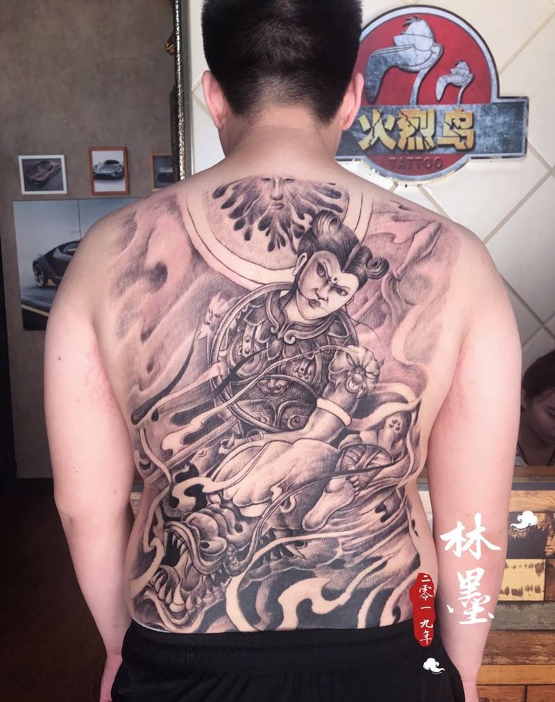 哪吒纹身图片_手稿背部传统人物纹身图案