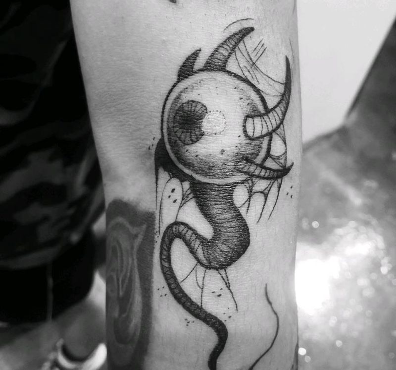 眼球纹身图片_手臂Old School纹身图案