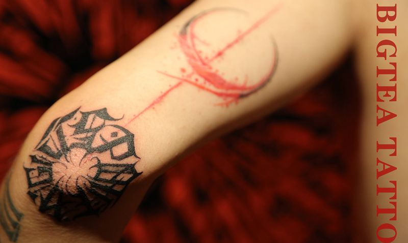 定制花体纹身图片_手臂纹身图案