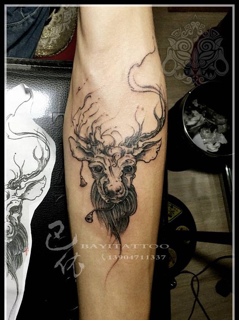 写意鹿头纹身图片_巴依纹身内蒙古纹身专业纹身国画手臂纹身图案