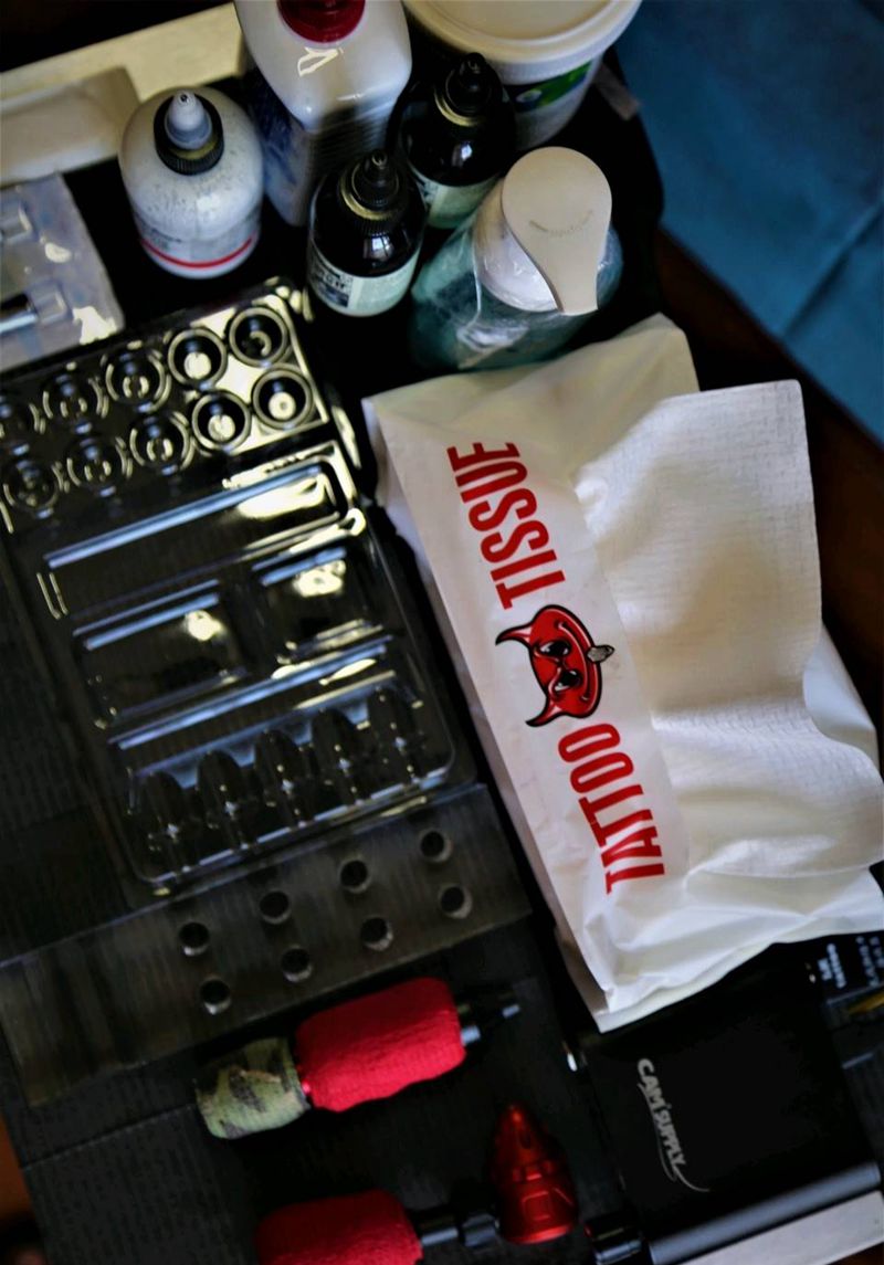 工作微信18547706821纹身图片_手部纹身图案