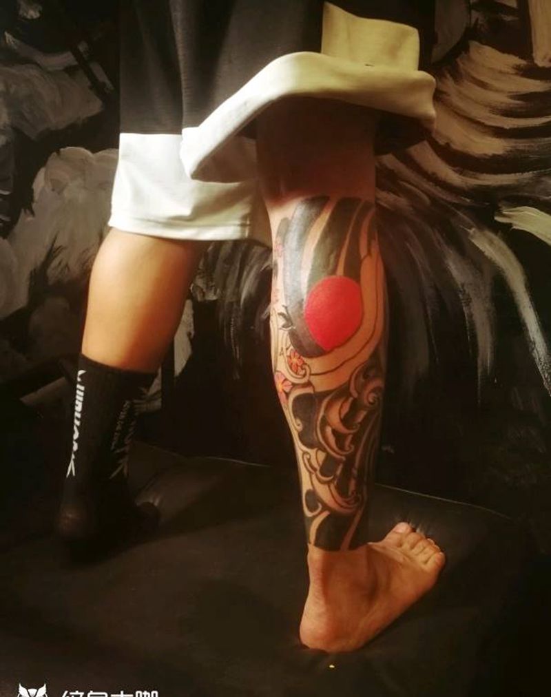 原创浪花达摩花腿纹身图片_腿部老传统图腾纹身图案