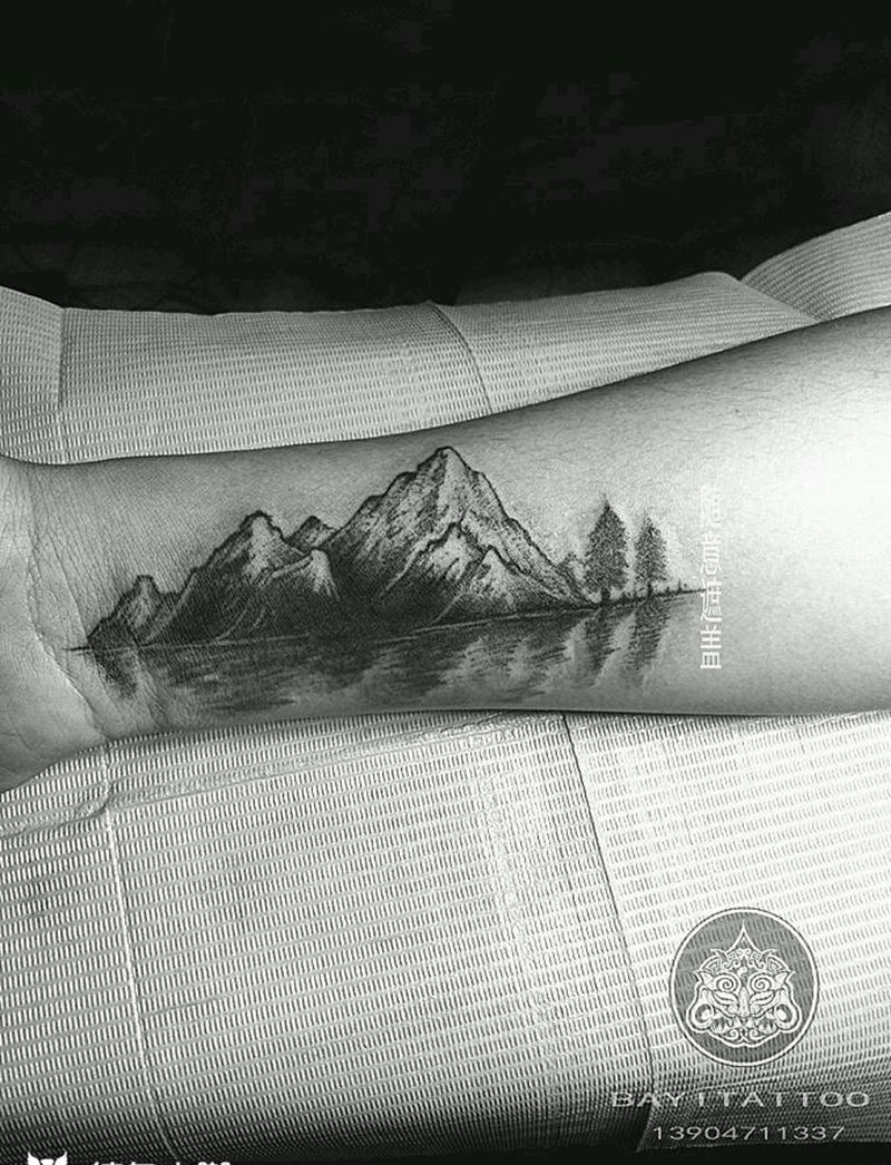 随意遮盖纹身图片_手臂原创内蒙古纹呼市巴依纹身图案