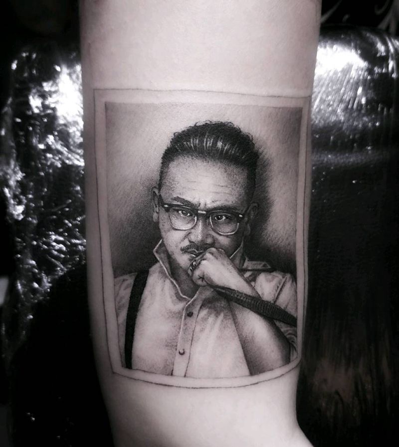 美女的老公纹身图片_手臂欧美写实纹身图案