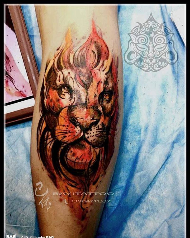 水墨狮子头纹身图片_巴依内蒙古专业培训国画纹身图案