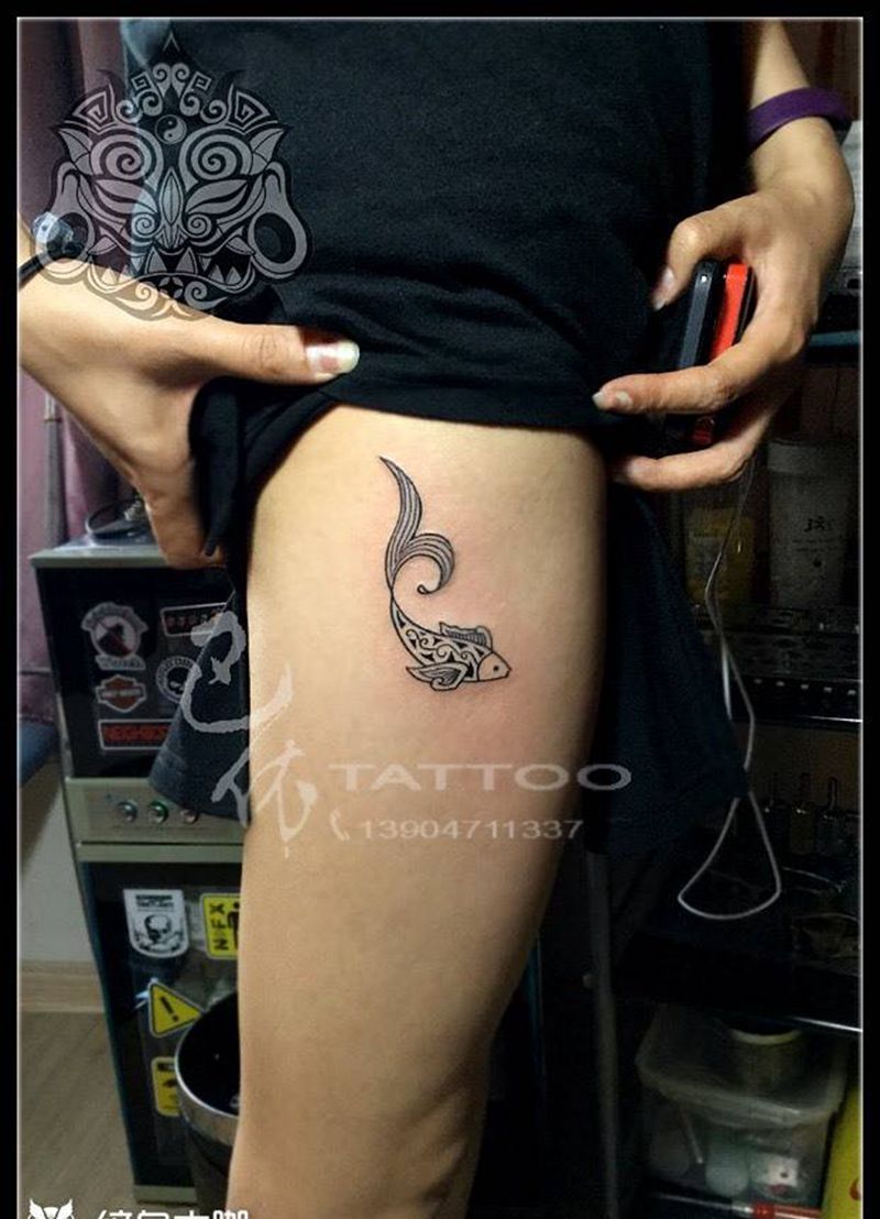 图腾鱼纹身图片_腿部清新图腾巴依纹身内蒙古纹身专业纹身纹身图案