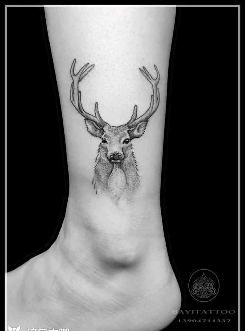 脚踝鹿头纹身图片_脚部鹿头脚踝小清新纹身图案