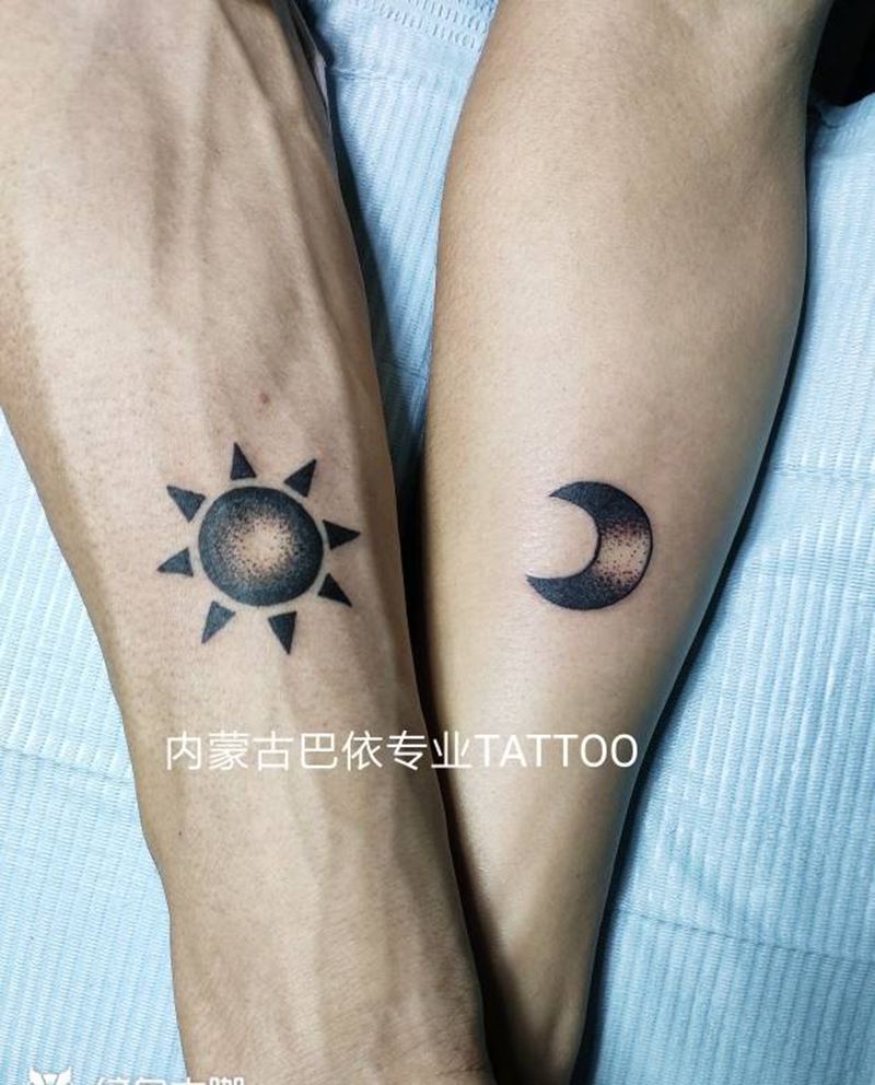 太阳月亮纹身图片_手臂图腾好丽友纹身图案