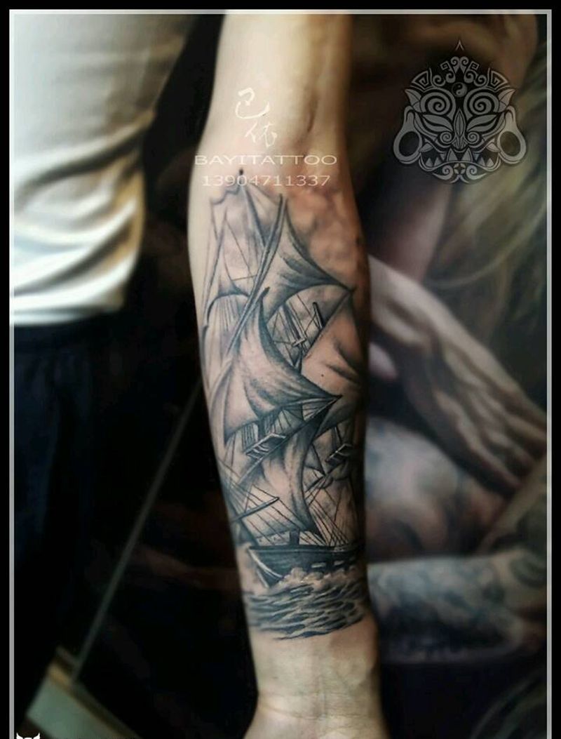 小臂帆船纹身图片_手臂欧美写实内蒙古纹呼市巴依纹身图案