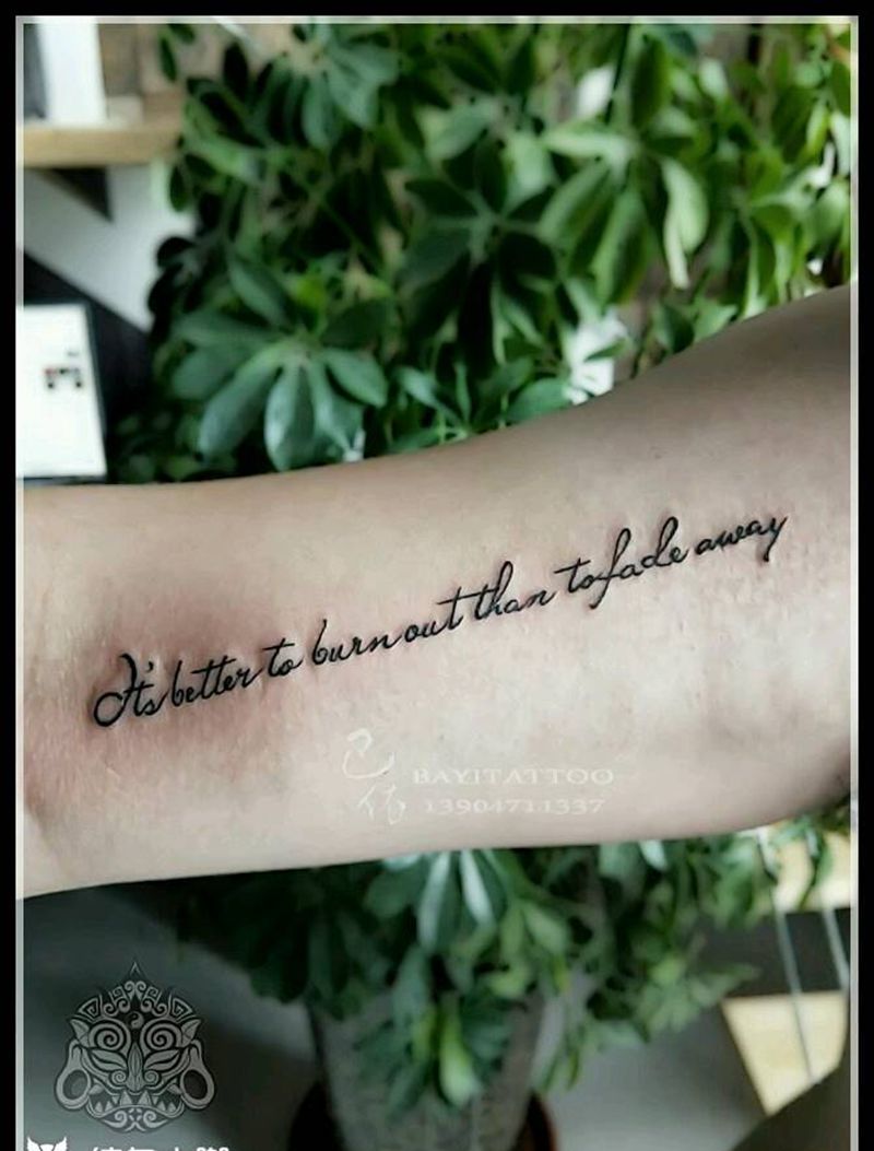 字母纹身图片_清新字符内蒙古纹呼市巴依纹身图案