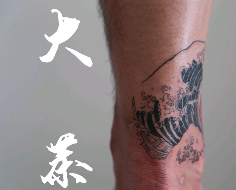 浮世绘遮盖纹身图片_脚部老传统纹身图案