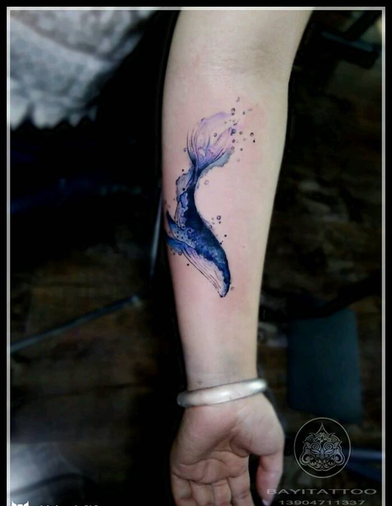 鲲纹身图片_手臂水彩水墨鲲中国风纹身图案