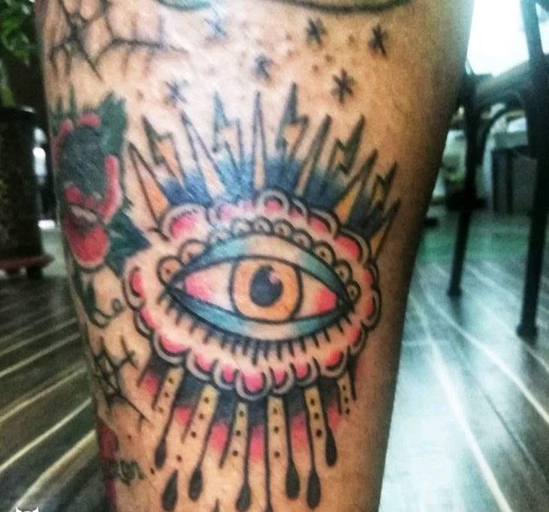 累到模糊纹身图片