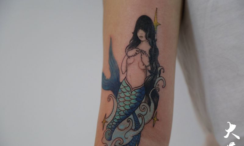 人鱼纹身图片_手臂暗黑纹身图案