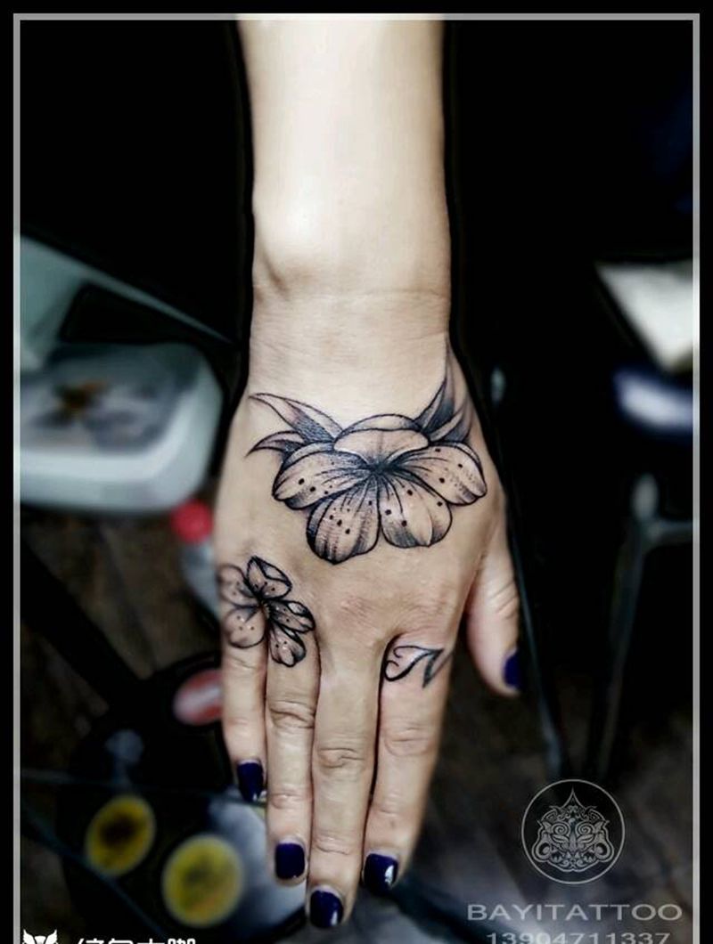 手背遮盖纹身图片_手部欧美静物内蒙古纹呼市巴依纹身图案