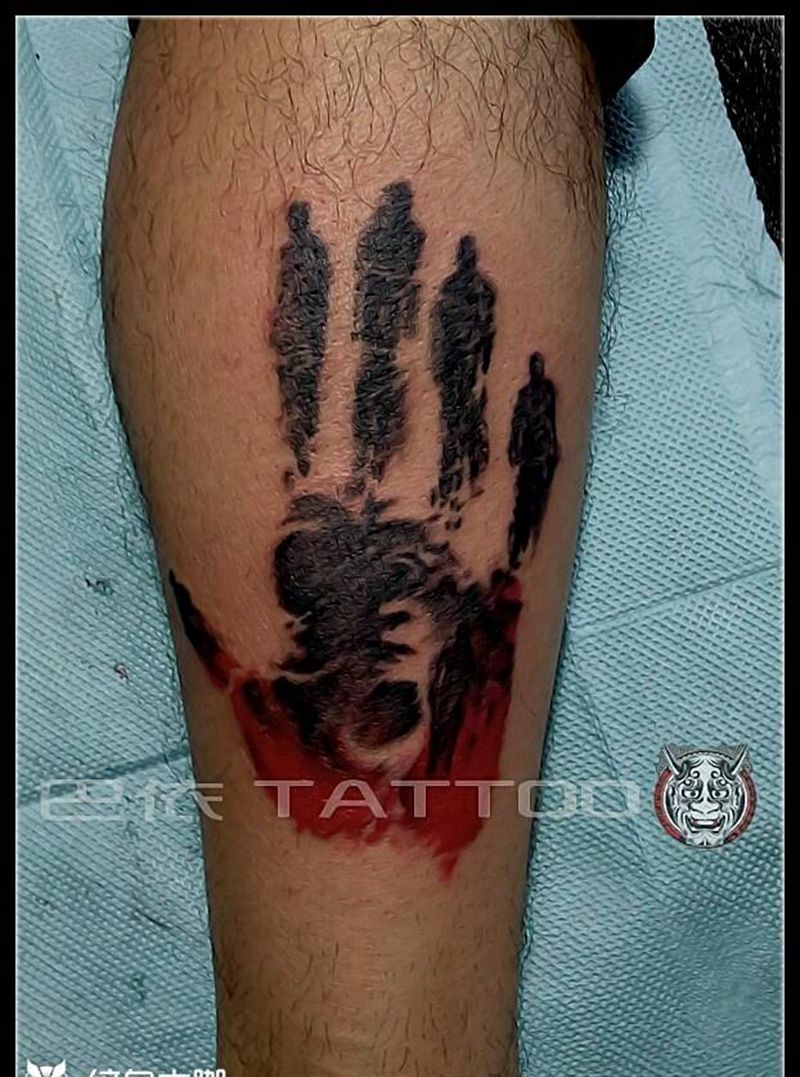 一个手掌印纹身图片_腿部欧美巴依纹身专业纹身纹身图案