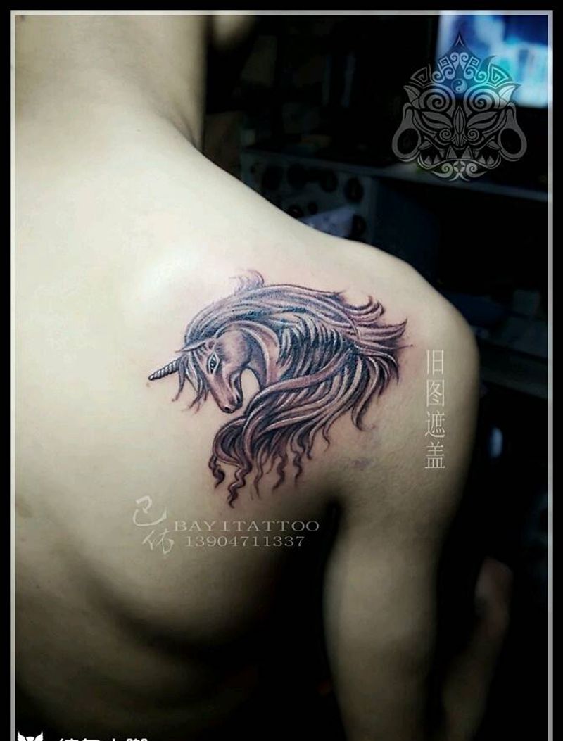 遮盖字母纹身图片_背部动物内蒙古纹呼市巴依纹身图案
