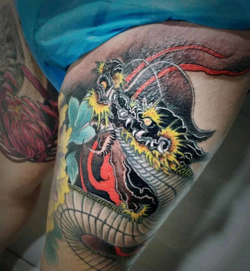 龙纹身图片_腿部新传统纹身图案