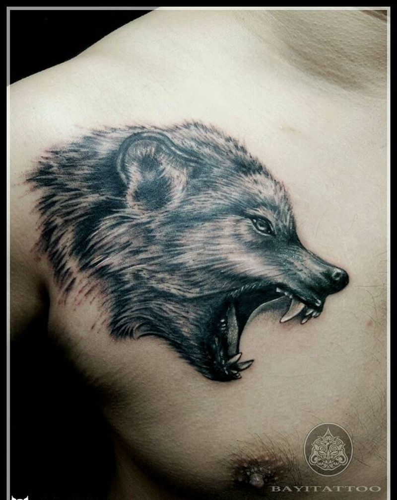 狼头纹身图片_胸部欧美写实狼头纹身图案