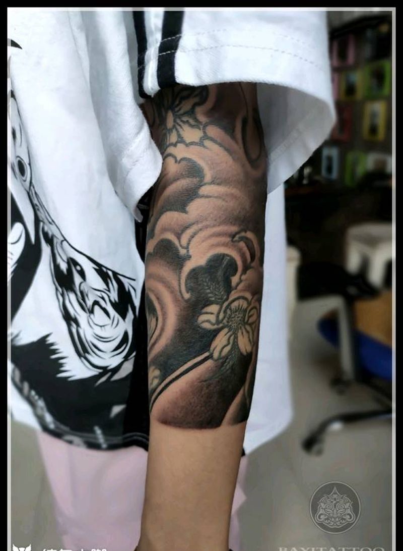 浪花臂纹身图片_手臂新传统浪花花臂纹身图案