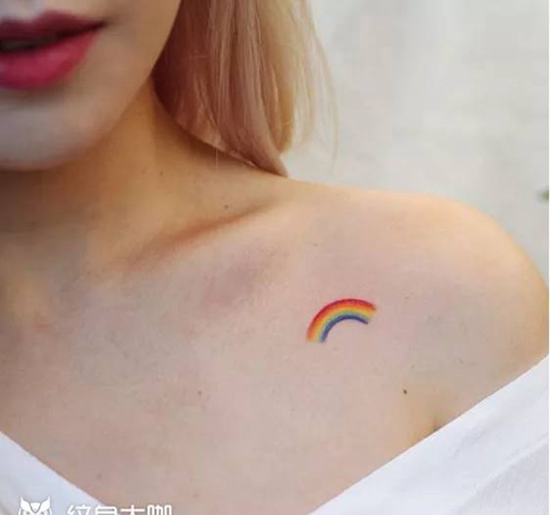 吃定彩虹纹身图片_小清新纹身图案
