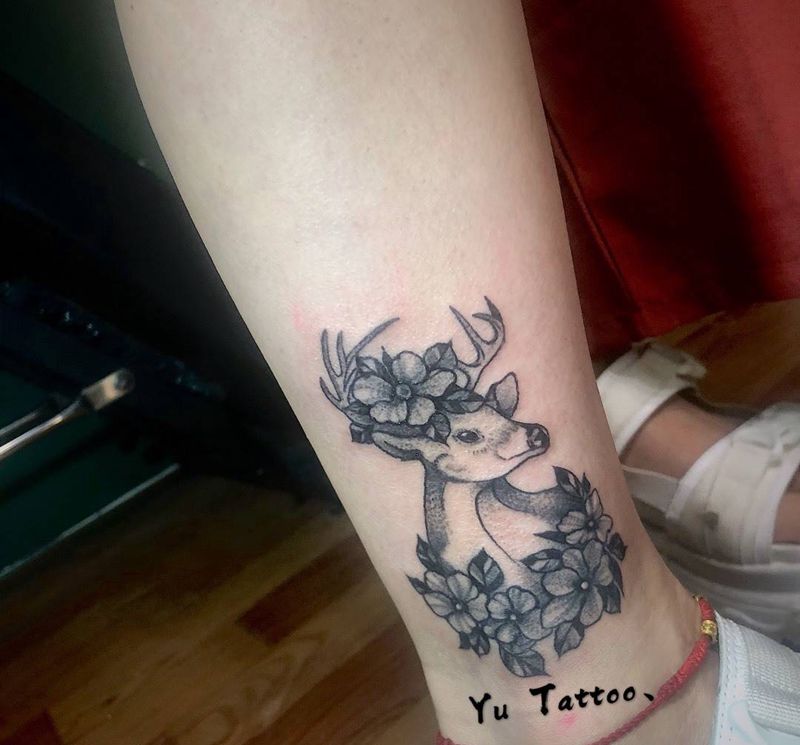 小鹿纹身图片