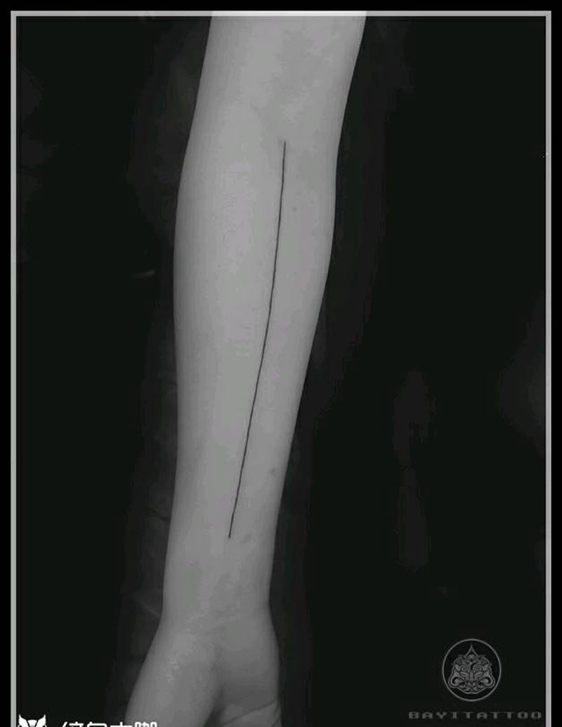 直线纹身图片_手臂几何直线纹身图案