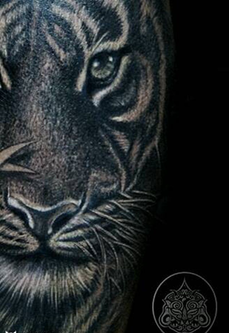 窥纹身图片_欧美写实原创内蒙古纹呼市巴依纹身图案