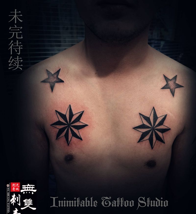 八角星和五角星纹身图片_胸部纹身图案