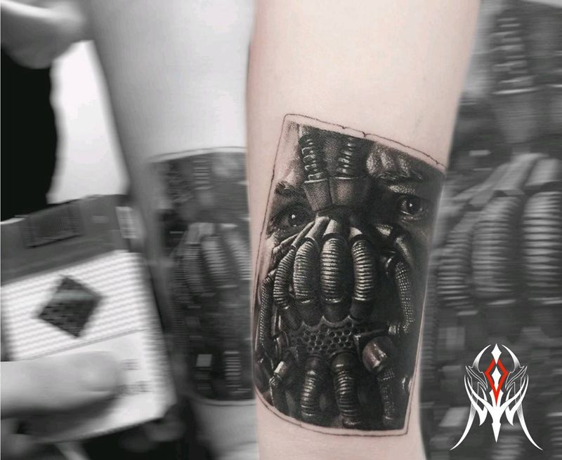 贝恩纹身图片_手臂欧美写实纹身图案