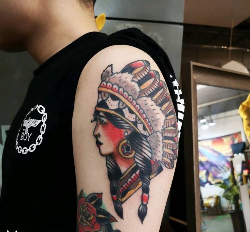 ♀纹身图片_手臂Old School纹身图案