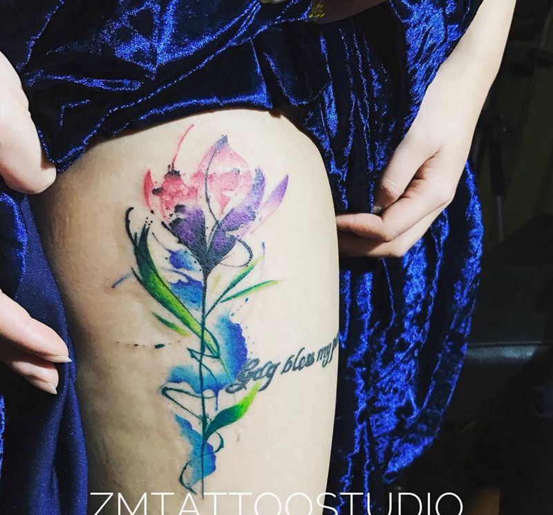 水彩花纹身图片