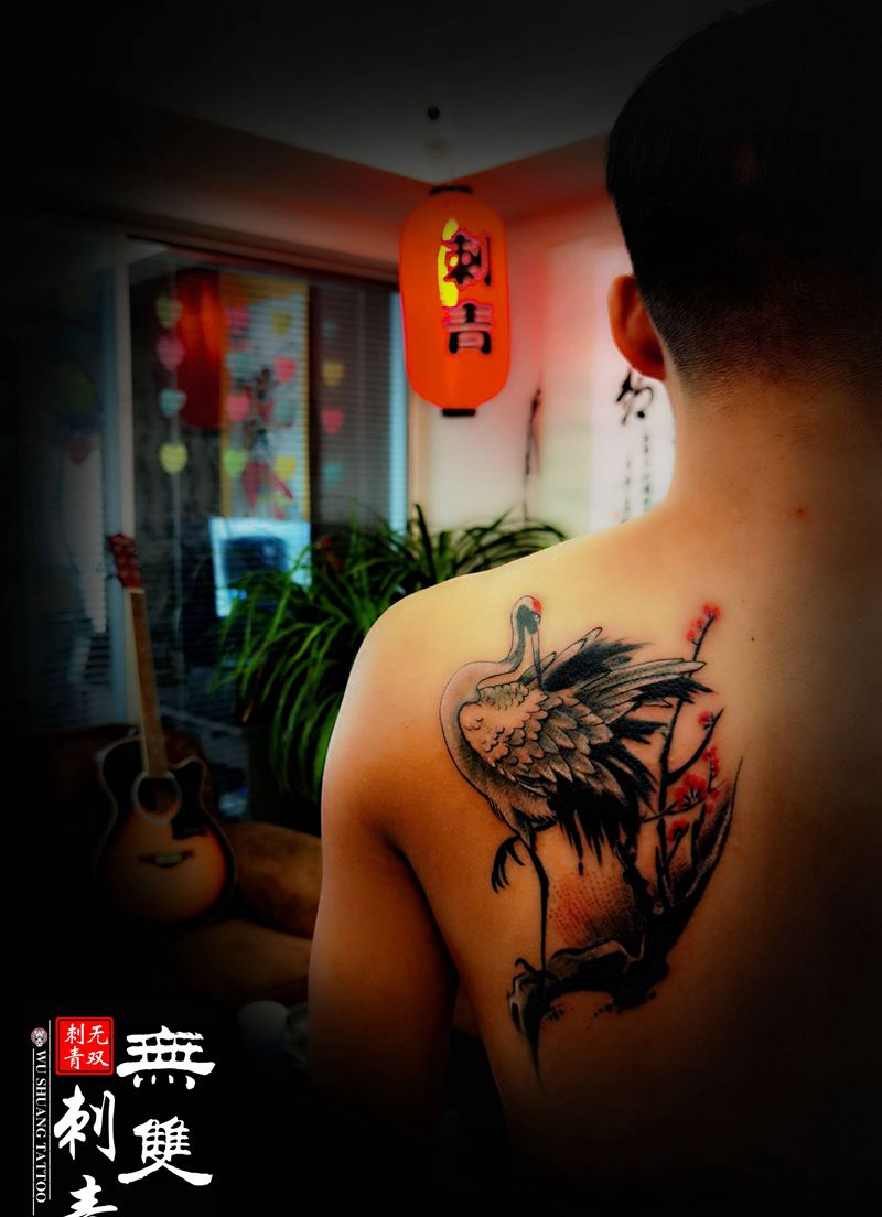 仙鹤纹身图片_背部老传统水墨纹身图案