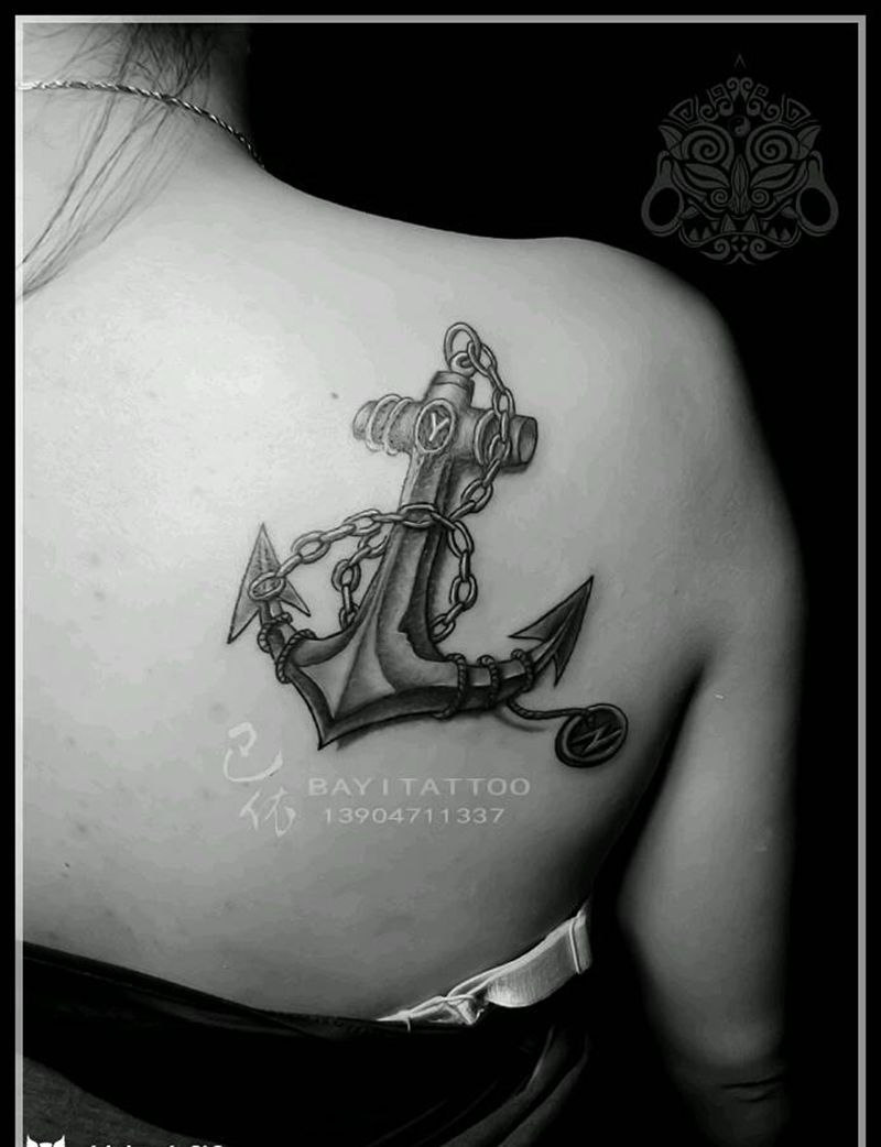 肩甲船锚纹身图片_肩部欧美情侣原创内蒙古纹呼市巴依纹身图案