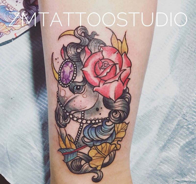 new school马纹身图片